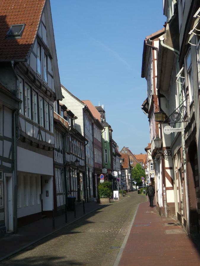 Ferienwohnung Janus Altstadt-Hameln Haus 1 Inklusive Parkplatz Mit Und Ohne Balkon Hamelín Exterior foto